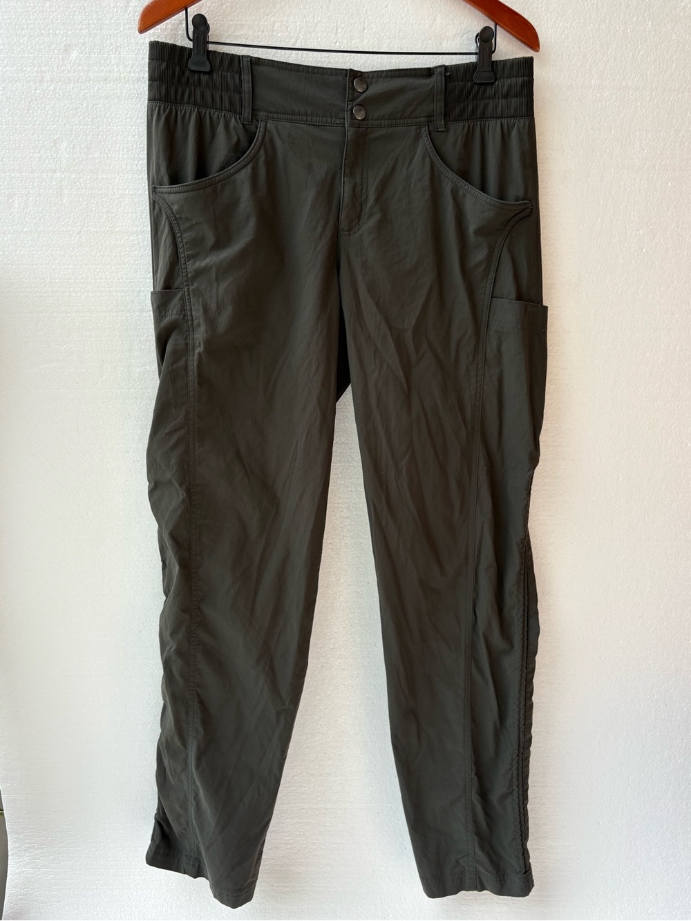 Title Nine Utility Cargo Pants Multi Pocket Hiking Travel Outdoor Olive Green